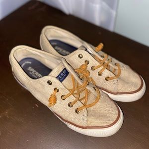 Sperrys size 7!